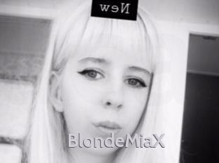 BlondeMiaX