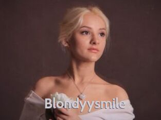 Blondyysmile