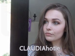 CLAUDIAhotie