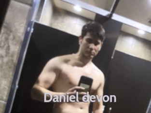 Daniel_devon