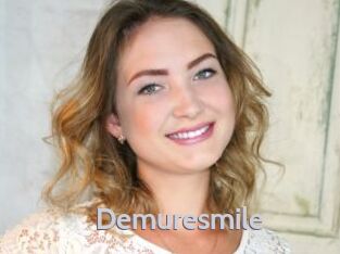 Demuresmile