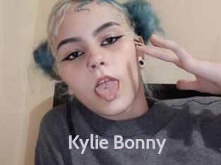 Kylie_Bonny