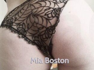 Mia_Boston