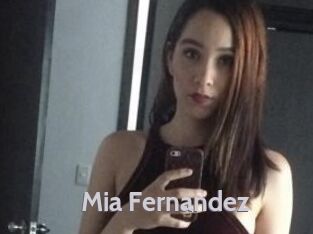 Mia_Fernandez