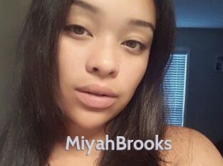 Miyah_Brooks