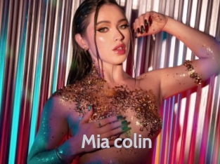 Mia_colin