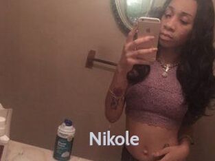 Nikole_