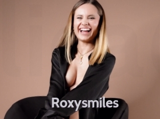 Roxysmiles