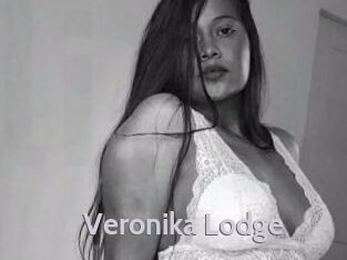 Veronika_Lodge